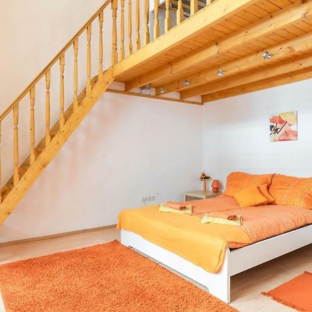 Izabella Home Βουδαπέστη Εξωτερικό φωτογραφία