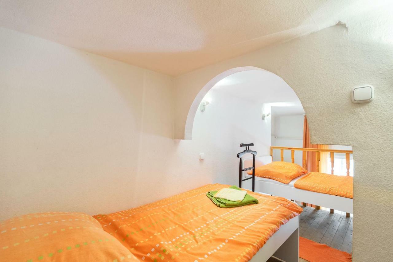 Izabella Home Βουδαπέστη Εξωτερικό φωτογραφία